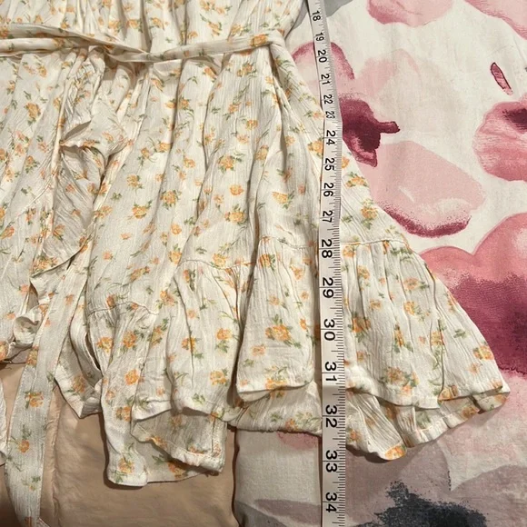 Billabong Wrap and Roll Floral mini dress - Picture 8 of 8